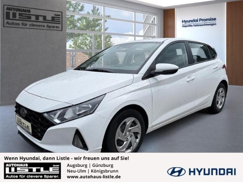 Weiß Gebraucht 2022 Hyundai i20 Comfort Kleinwagen | 15.985 € (Fairer Preis) - Bild 1/4