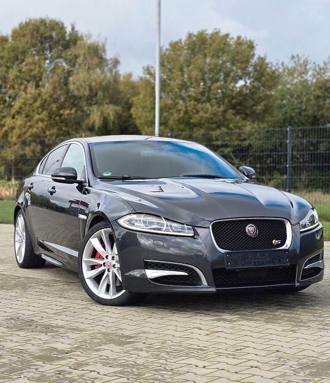 Gebraucht Jaguar XF S 275 PS (202 kW) 2015 Grau Limousine