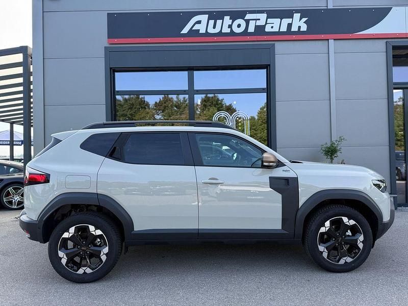 Neu Dacia Duster Extreme 131 PS (96 kW) 2025 Beige SUV