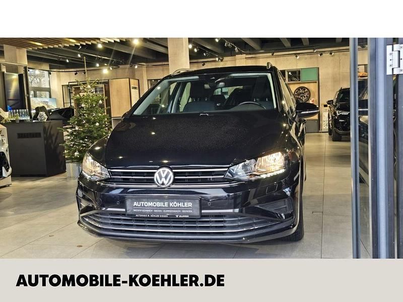 Deep black perleffekt Gebraucht 2019 VW Golf Sportsvan IQ Drive Van / Kleinbus | 18.990 € (Fairer Preis) - Bild 1/4