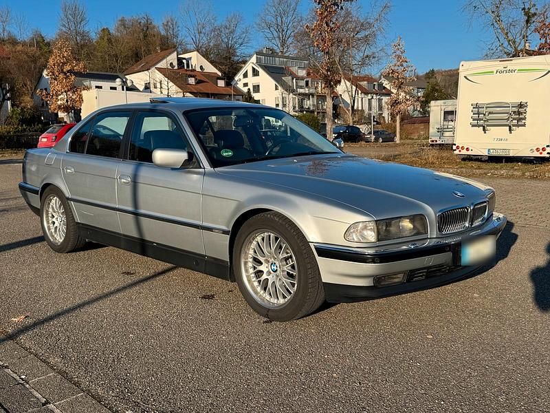 Gebraucht BMW 728 192 PS (141 kW) 1998 Silber Limousine