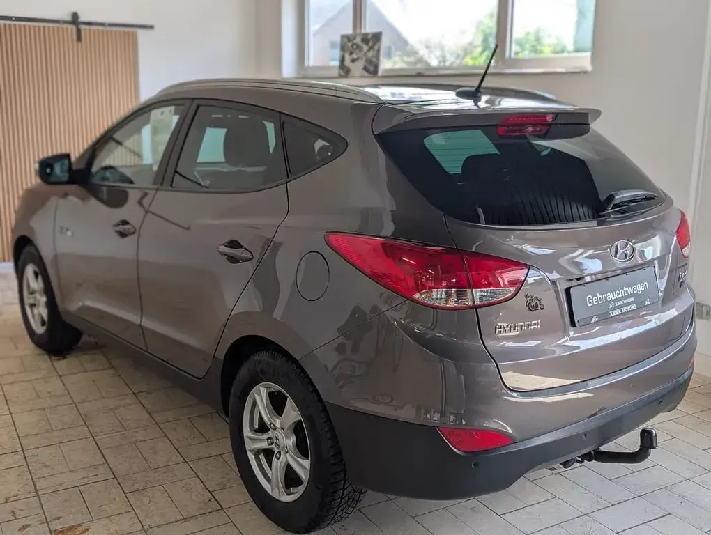 Gebraucht Hyundai ix35 Style 116 PS (85 kW) 2013 Braun SUV