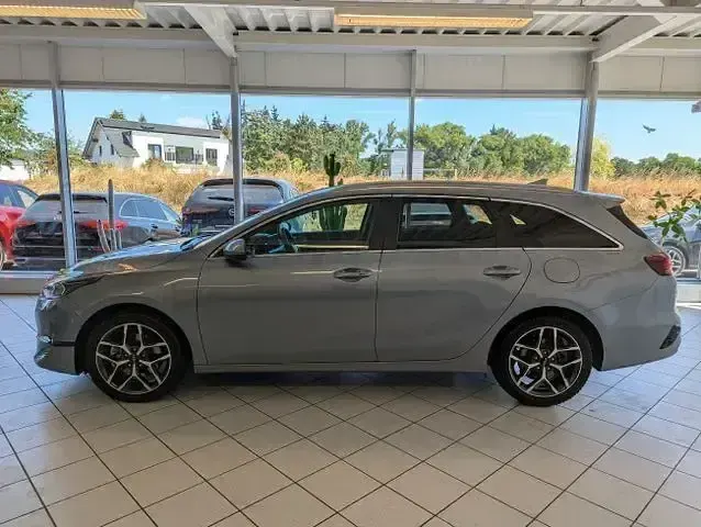 Gebraucht Kia Ceed Sportswagon Style 140 PS (102 kW) 2026 Silber Kombi