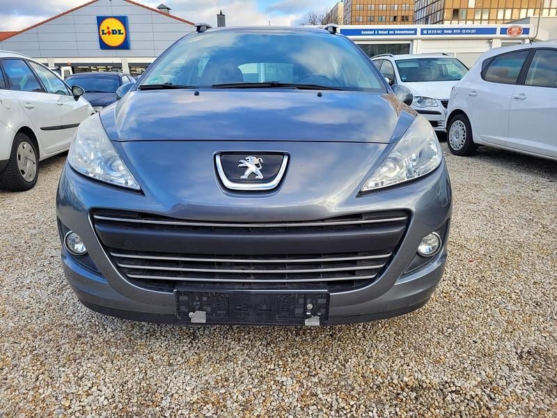 Grau Gebraucht 2011 Peugeot 207 Kombi | 2.400 € (Guter Preis) - Bild 1/4