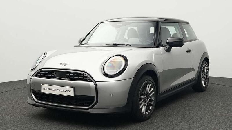 Grau Gebraucht 2024 Mini Cooper Classic Kleinwagen | 25.422 € (Fairer Preis) - Bild 1/4