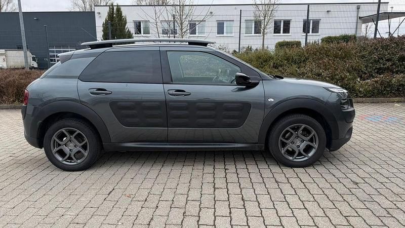 Gebraucht Citroën C4 Cactus 99 PS (72 kW) 2015 Grau Kleinwagen
