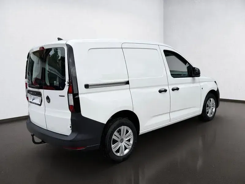 Neu VW Caddy 122 PS (89 kW) 2026 Candyweiß Van / Kleinbus