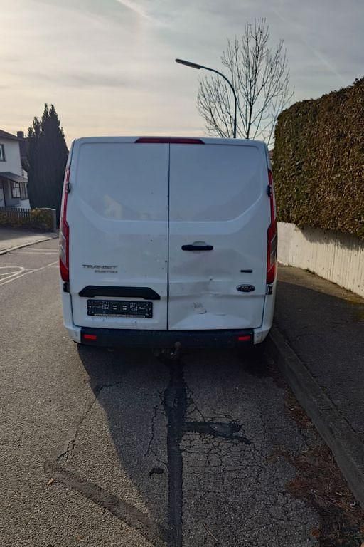 Gebraucht Ford Transit Custom 131 PS (96 kW) 2017 Weiß Limousine