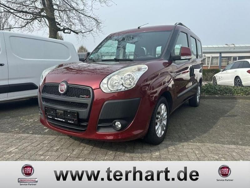 Gebraucht Fiat Doblò 90 PS (66 kW) 2014 Rot Van / Kleinbus