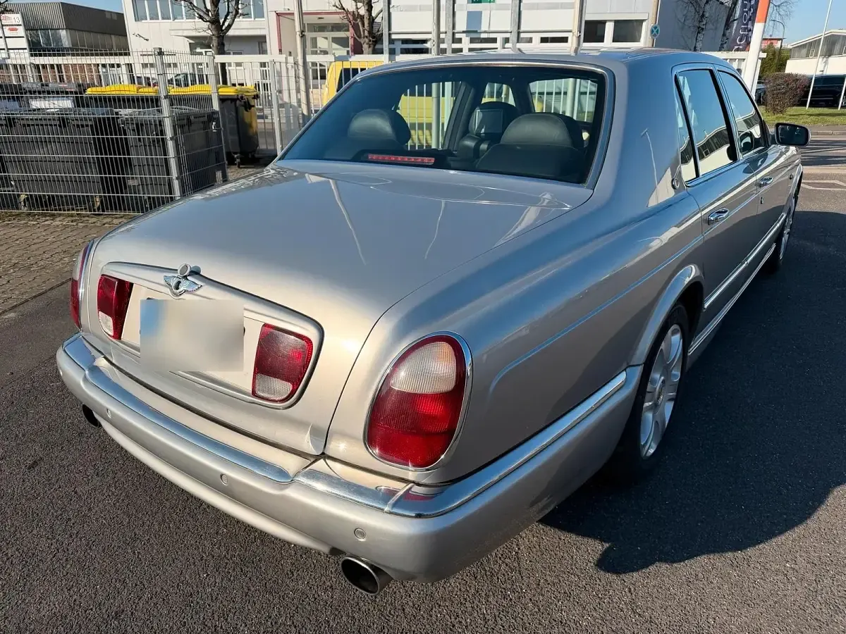 Gebraucht Bentley Arnage 298 PS (219 kW) 2001 Silber Limousine