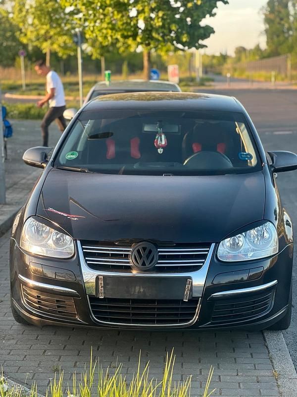 Schwarz Gebraucht 2007 VW Jetta Limousine | 3.800 € (Fairer Preis) - Bild 1/4