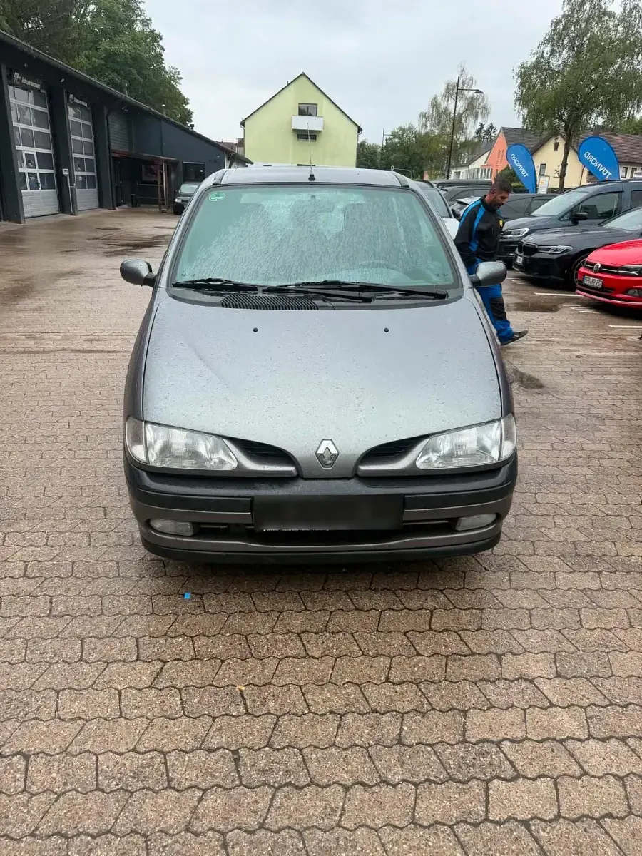 Gebraucht Renault Scénic 107 PS (78 kW) 1999 Grau Van / Kleinbus