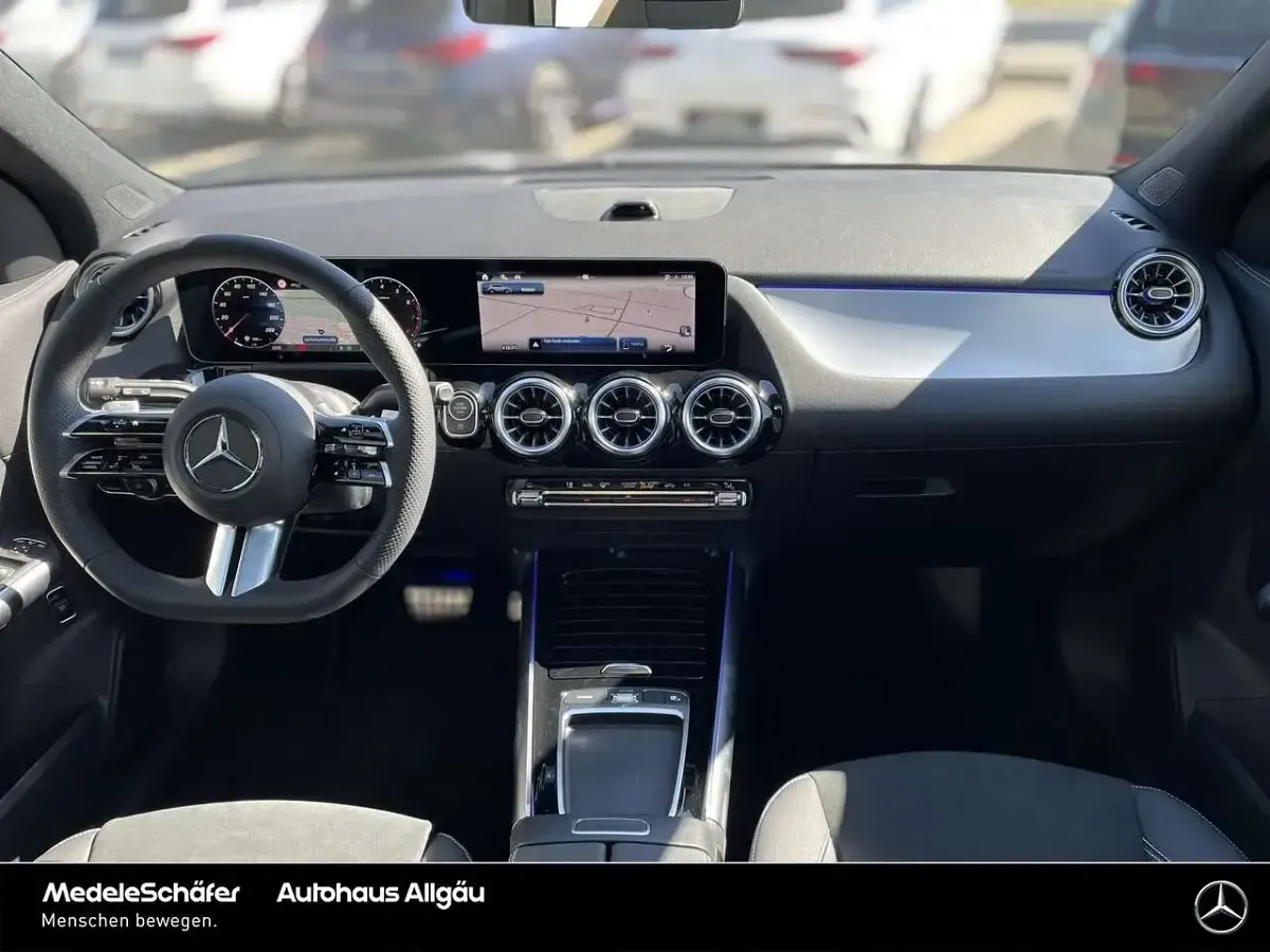 Gebraucht Mercedes GLA220 AMG 190 PS (139 kW) 2026 Grau SUV