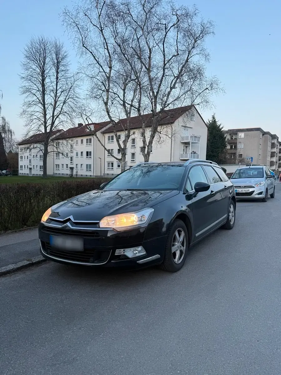 Gebraucht Citroën C5 111 PS (81 kW) 2012 Schwarz Kombi