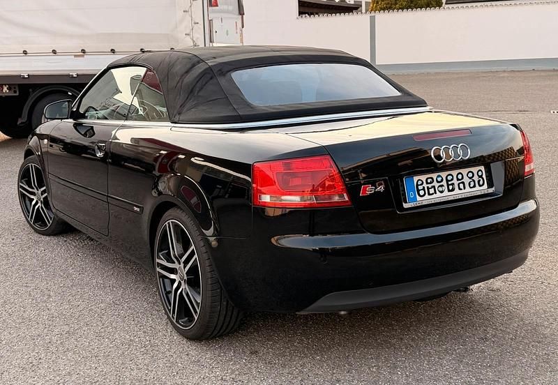 Gebraucht Audi A4 Cabriolet S-Line 163 PS (119 kW) 2004 Schwarz Cabrio
