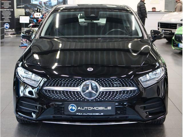 Gebraucht Mercedes A250 AMG line 160 PS (117 kW) 2022 Schwarz Kleinwagen