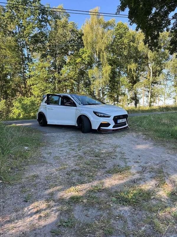 Gebraucht Hyundai i30 275 PS (202 kW) 2018 Weiß Limousine