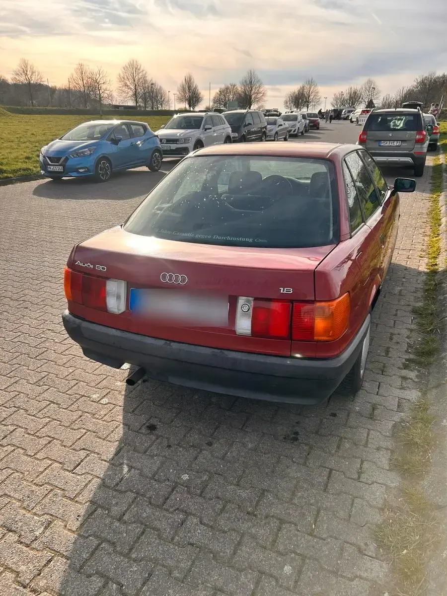 Gebraucht Audi 80 Design 75 PS (55 kW) 1988 Rot Limousine