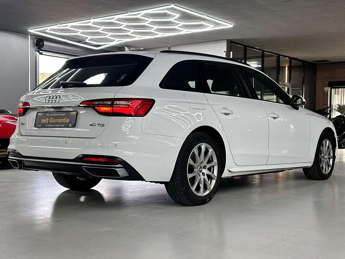 Second-hand Audi A4 Advanced Plus 190 CP (139 kW) 2020 Alb Break