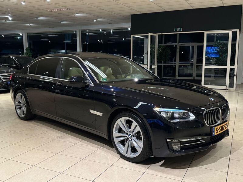 Gebraucht BMW 730L 258 PS (189 kW) 2013 Schwarz Limousine