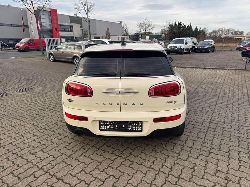 Gebraucht Mini One D 116 PS (85 kW) 2017 Weiß Kleinwagen