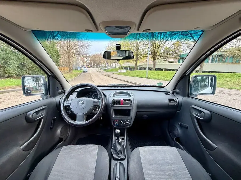 Second-hand Opel Combo 94 CP (69 kW) 2010 Alb Monovolum