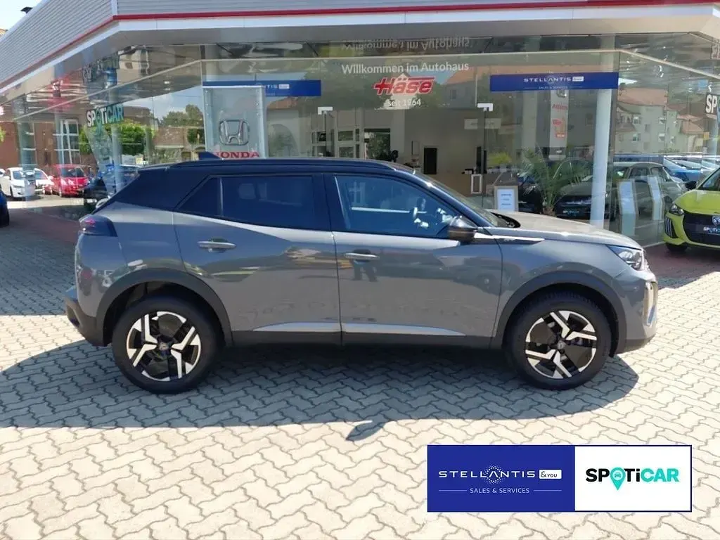 Gebraucht Peugeot 2008 GT 131 PS (96 kW) 2024 Grau SUV