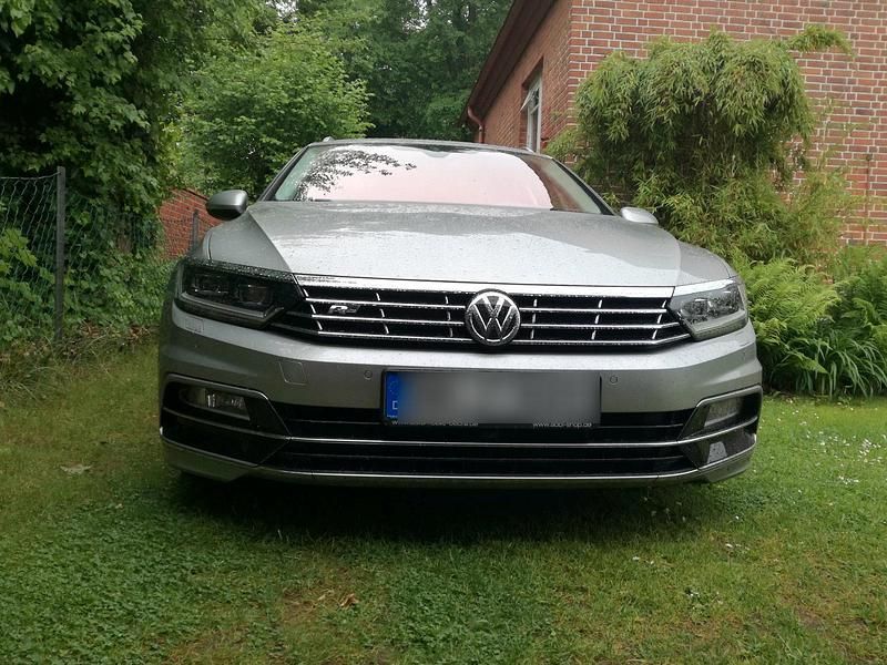 Gebraucht VW Passat R-line 190 PS (139 kW) 2015 Andere farben Kombi