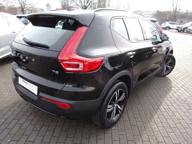 Gebraucht Volvo XC40 Plus 129 PS (94 kW) 2023 Schwarz SUV