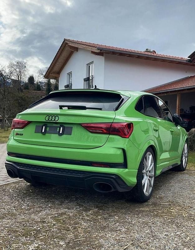 Grün Gebraucht 2020 Audi RS Q3 Sport SUV | 47.600 € (Guter Preis) - Bild 1/4