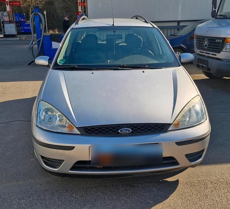 Gebraucht Ford Focus 101 PS (74 kW) 2005 Grau Kombi
