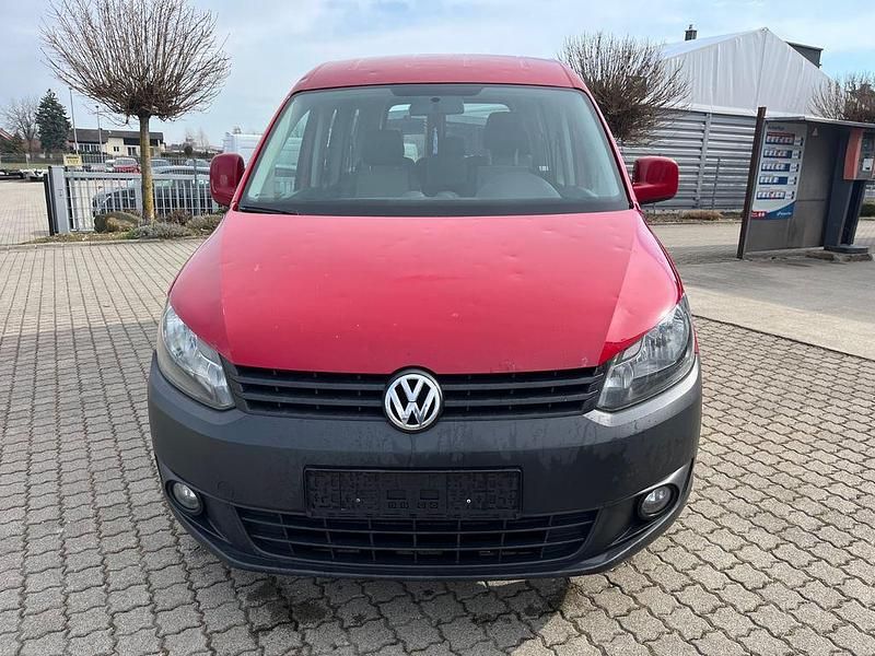 Gebraucht VW Caddy Trendline 102 PS (75 kW) 2010 Rot Van / Kleinbus