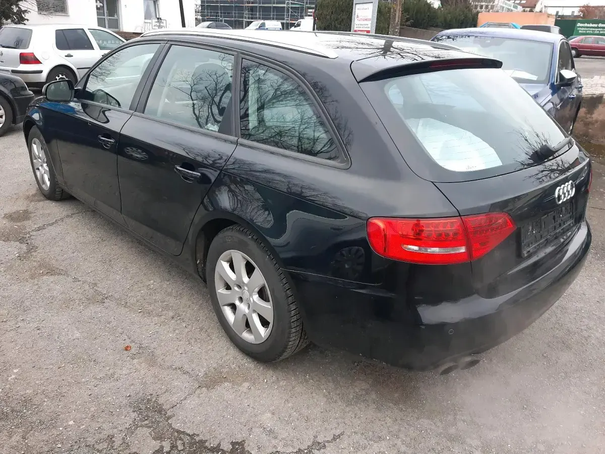 Gebraucht Audi A4 120 PS (88 kW) 2009 Schwarz Kombi