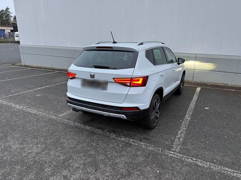 Gebraucht Seat Ateca XCELLENCE 150 PS (110 kW) 2017 Weiß SUV