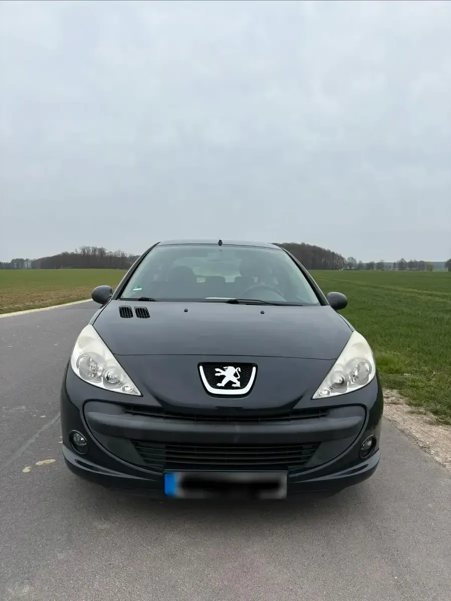 Gebraucht Peugeot 206+ 60 PS (44 kW) 2010 Blau Kleinwagen