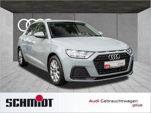 Pfeilgrau perleffekt Gebraucht 2022 Audi A1 Sportback Advanced Kleinwagen | 19.840 € (Guter Preis) - Bild 1/3