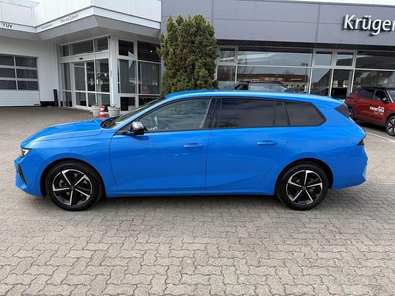 Gebraucht Opel Astra 131 PS (96 kW) 2025 Blau Kombi
