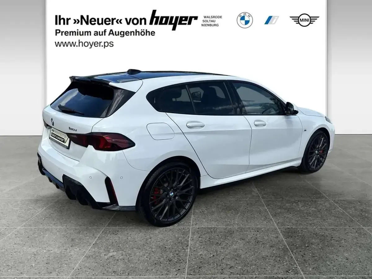 Gebraucht BMW 120 M Sport 163 PS (119 kW) 2025 Alpinweiß uni Kleinwagen