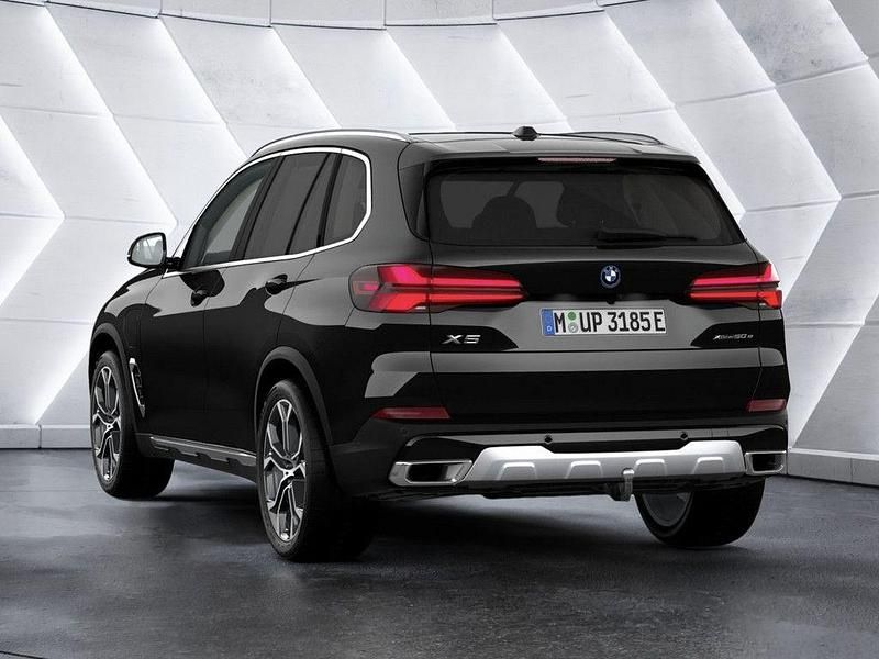 Neu BMW X5 Performance 490 PS (360 kW) 2025 Schwarz SUV