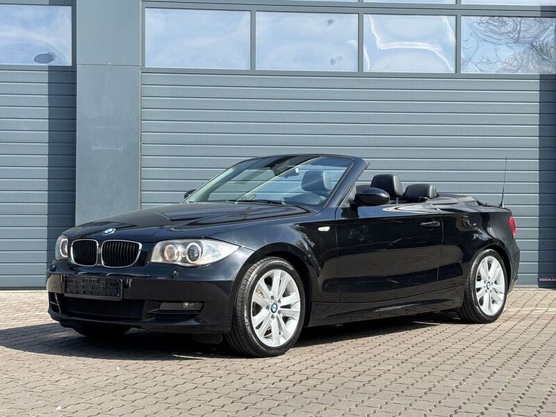 Schwarz Gebraucht 2009 BMW 118 Cabriolet Performance Cabrio | 8.450 € (Fairer Preis) - Bild 1/4