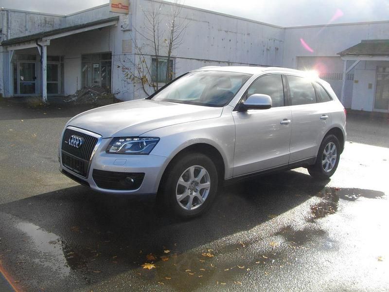 Silber Gebraucht 2009 Audi Q5 Sport SUV | 5.999 € (Guter Preis) - Bild 1/4