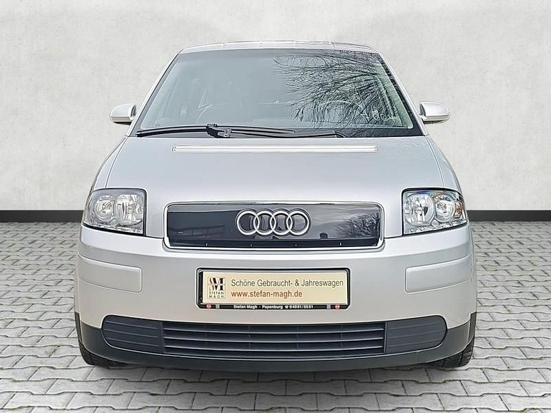 Gebraucht Audi A2 Design 75 PS (55 kW) 2003 Silber Kleinwagen