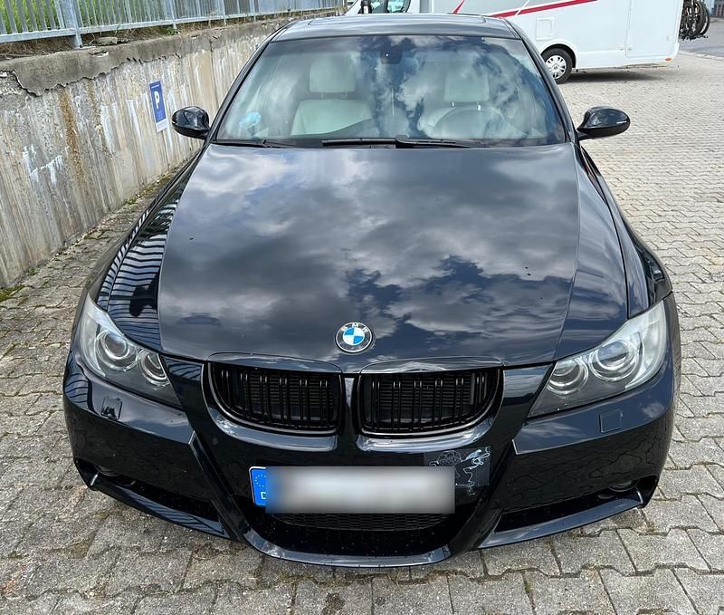 Schwarz Gebraucht 2008 BMW 335 Limousine | 10.000 € (Superpreis) - Bild 1/4