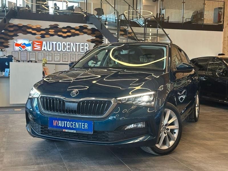 Blau Gebraucht 2021 Skoda Scala Style Kleinwagen | 15.990 € (Guter Preis) - Bild 1/4