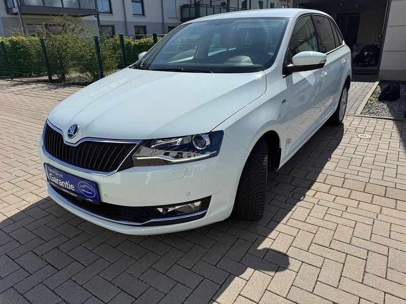 Gebraucht Skoda Rapid Clever 95 PS (69 kW) 2019 Weiß Kleinwagen