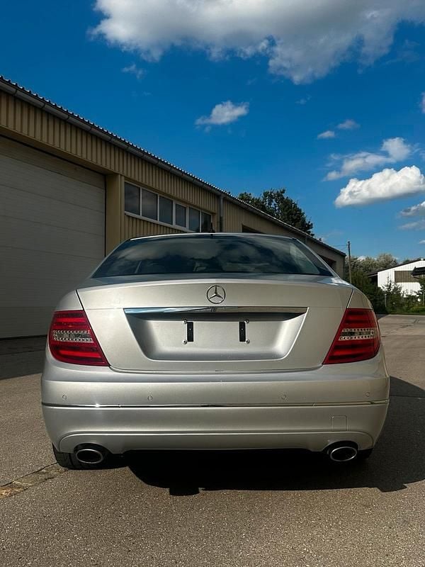 Gebraucht Mercedes C350 306 PS (225 kW) 2013 Silber Limousine