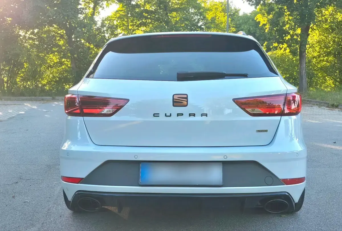 Gebraucht Seat Leon CUPRA 300 PS (220 kW) 2018 Weiß Kombi