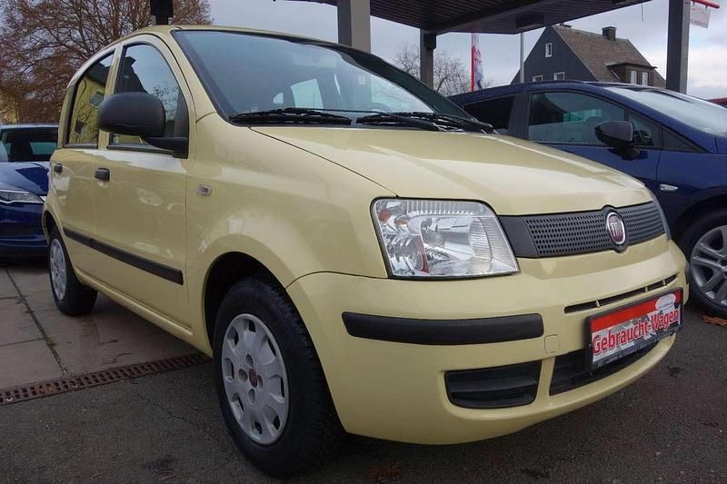 Giallo vaniglia/coriandolo Gebraucht 2012 Fiat Panda Classica Kleinwagen | 1.650 € - Bild 1/4