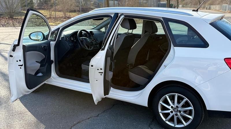 Gebraucht Seat Ibiza ST 105 PS (77 kW) 2015 Weiß Kombi