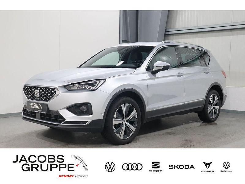 Silber Gebraucht 2022 Seat Tarraco XCELLENCE SUV | 24.940 € (Superpreis) - Bild 1/4